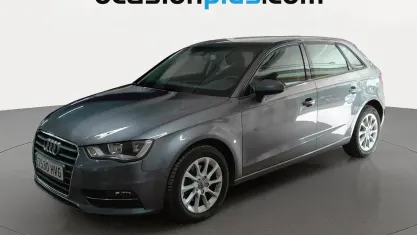 Usado Audi A3 Sportback 105 CV (77 kW) 2014 Gris Utilitario