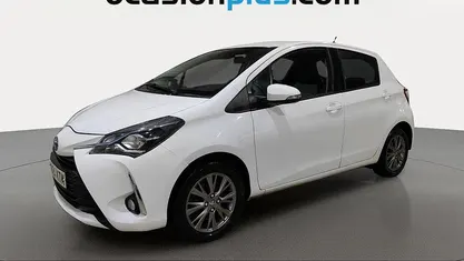 Blanco Usado 2019 Toyota Yaris Active Utilitario | 14.082 € (Precio justo)