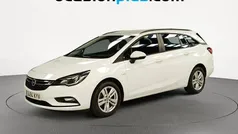 Blanco Usado 2019 Opel Astra Selective Familiar | 9991 € (Buen precio)