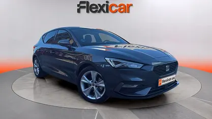 Usado Seat Leon FR 110 CV (80 kW) 2023 Berlina