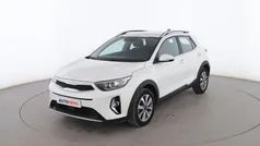 Blanco Usado 2023 Kia Stonic SUV | 15.899 € (Precio justo)
