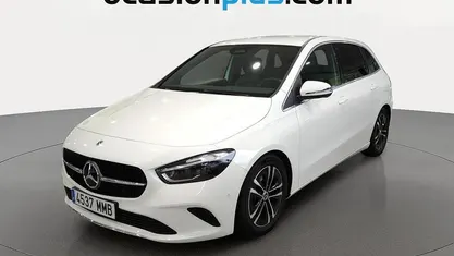 Usado Mercedes B200 150 CV (110 kW) 2023 Blanco Monovolumen