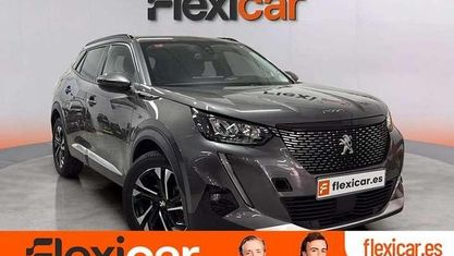 Usado Peugeot 2008 Allure 131 CV (96 kW) 2021 Gris SUV