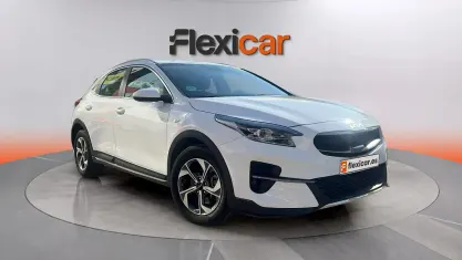 Usado Kia XCeed 120 CV (88 kW) 2021 Blanco SUV