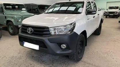 Usado 2017 Toyota HiLux Recogida | 24.600 € (Precio justo)
