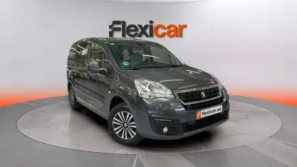 Usado Peugeot Partner Tepee Active 110 CV (80 kW) 2017 Gris Monovolumen