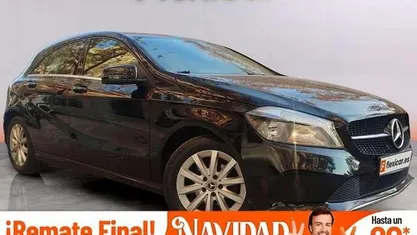 Usado Mercedes A180 AMG line 109 CV (80 kW) 2017 Utilitario