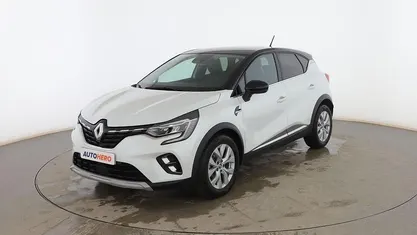 Blanco Usado 2022 Renault Captur Zen SUV | 18.299 € (Precio justo)