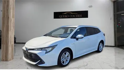 Usado Toyota Corolla Active 122 CV (89 kW) 2021 Blanco Familiar