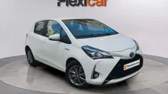 Blanco Usado 2019 Toyota Yaris Hybrid Active Berlina | 13.790 € (Buen precio)