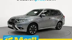 Gris Usado 2017 Mitsubishi Outlander P-HEV Recogida | 20.750 € (Precio justo)