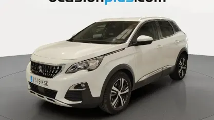 Usado Peugeot 3008 Allure 131 CV (96 kW) 2018 Blanco SUV