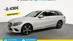 Gris / plata Usado 2019 Mercedes C300e Familiar | 26.800 € (Precio justo)