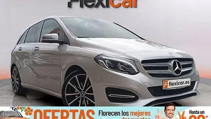 Usado Mercedes B200 136 CV (100 kW) 2018 Gris Monovolumen