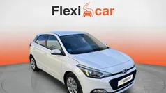 Usado 2017 Hyundai i20 Berlina | 7470 € (Super precio)