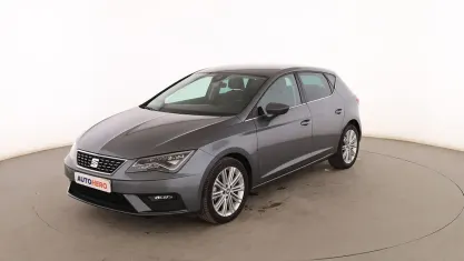 Usado Seat Leon XCELLENCE 150 CV (110 kW) 2018 Gris Berlina