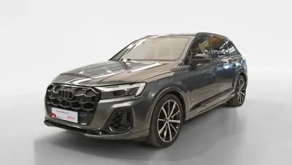 Usado Audi Q7 S-Line 394 CV (289 kW) 2024 Gris SUV