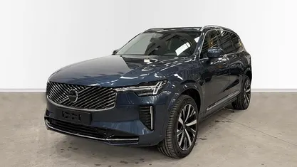 Usado 2025 Volvo XC90 Core SUV | 82.900 €