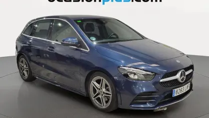 Usado Mercedes B180 AMG 116 CV (85 kW) 2022 Azul Utilitario