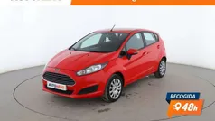Rojo Usado 2015 Ford Fiesta Trend Utilitario | 9399 € (Precio justo)