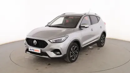 Usado MG ZS Luxury 111 CV (81 kW) 2023 Gris SUV