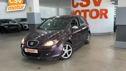 Usado Seat Altea Stylance 140 CV (102 kW) 2005 Gris / plata Monovolumen