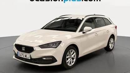 Usado Seat Leon Style 130 CV (95 kW) 2023 Monovolumen