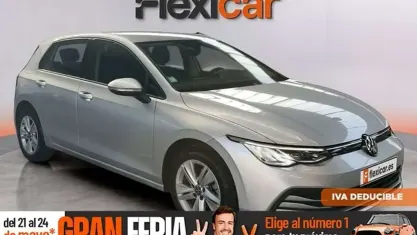 Usado VW Golf VIII Life 116 CV (85 kW) 2022 Gris Utilitario