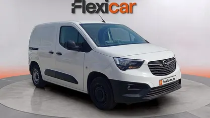 Usado Opel Combo Edition 102 CV (75 kW) 2022 Monovolumen