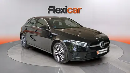 Usado Mercedes A250 218 CV (160 kW) 2021 Negro Berlina