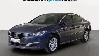 Usado Peugeot 508 Active 120 HP (88 kW) 2017 Azul Sedan