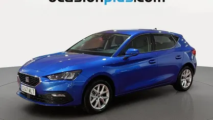 Usado Seat Leon Style 116 CV (85 kW) 2023 Azul Utilitario