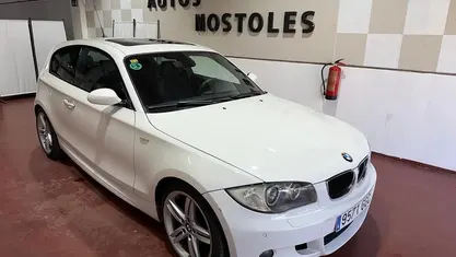 Używany BMW 118 143 KM (105 kW) 2008 Biały Hatchback