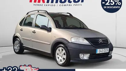 Usado Citroën C3 XTR 90 CV (66 kW) 2004 Beige Utilitario