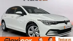 Blanco Nuevo 2024 VW Golf VIII Familiar | 31.990 € (Precio justo)