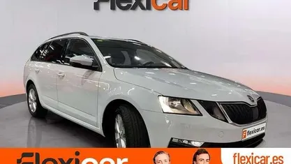 Usado Skoda Octavia Ambition 116 CV (85 kW) 2018 Blanco Utilitario