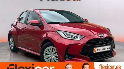 Usado 2023 Toyota Yaris Hybrid Active Utilitario | 16.990 € (Buen precio)
