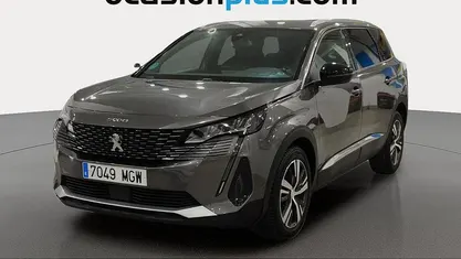 Gris plata Usado 2023 Peugeot 5008 Allure SUV | 18.364 € (Buen precio)