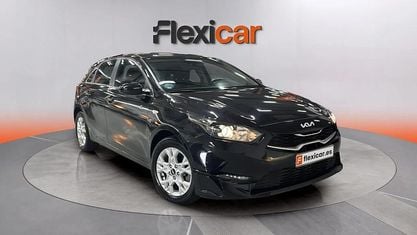Occasion Kia Ceed 136 PK (100 kW) 2023 Zwart Hatchback