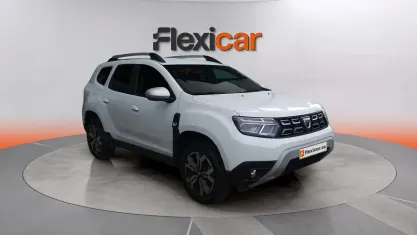 Begagnad Dacia Duster Prestige 91 HK (66 kW) 2022 Vit SUV