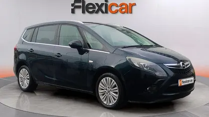 Usado Opel Zafira Tourer Excellence 136 CV (100 kW) 2016 Monovolumen