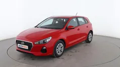 Rojo Usado 2018 Hyundai i30 Berlina | 11.799 € (Precio justo)
