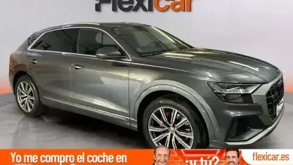 Usado Audi Q8 286 CV (210 kW) 2019 Gris SUV