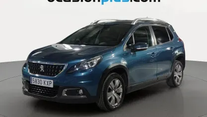 Usado Peugeot 2008 Signature Sky 100 CV (73 kW) 2019 Verde SUV