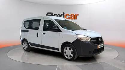 Usado Dacia Dokker Acces 102 CV (75 kW) 2021 Monovolumen