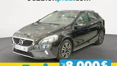 Negro Usado 2017 Volvo V40 CC Momentum Familiar | 13.150 € (Buen precio)