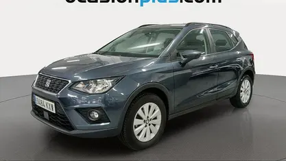 Usado Seat Arona Ecomotive 116 CV (85 kW) 2019 Gris SUV