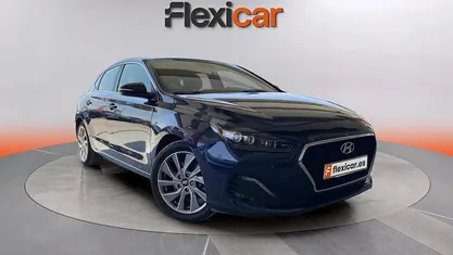 Käytetty Hyundai i30 N Line 141 HP (103 kW) 2018 Keltainen Sedan