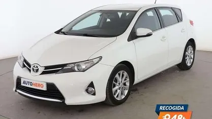 Usado 2014 Toyota Auris Active Berlina | 10.499 € (Precio justo)