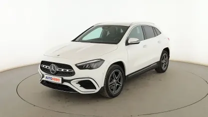 Usado Mercedes GLA250 AMG line 218 CV (160 kW) 2023 Blanco SUV